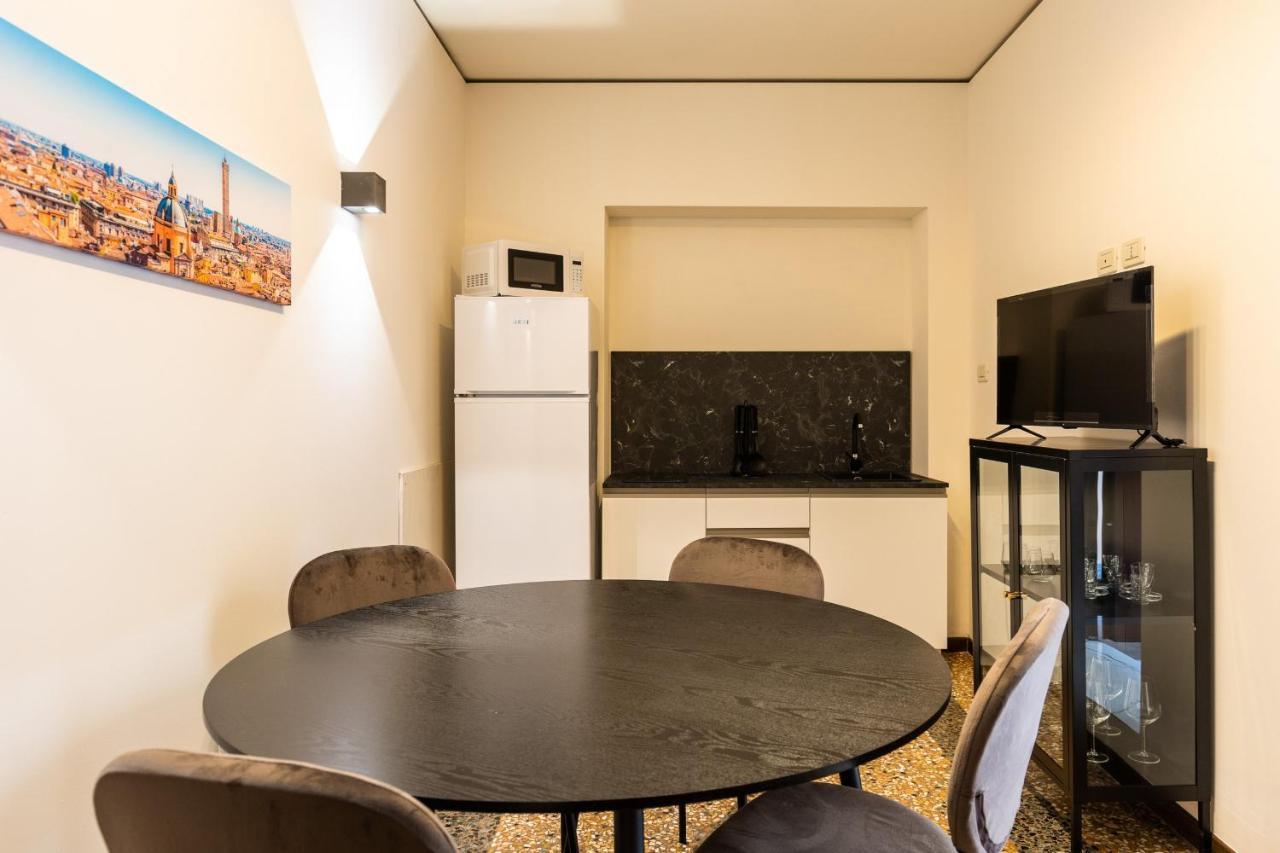 Casa Ambrosini Apartments By Wonderful Italy ボローニャ エクステリア 写真