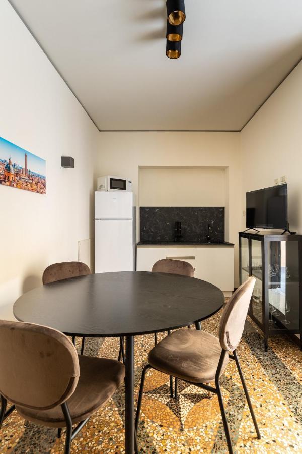 Casa Ambrosini Apartments By Wonderful Italy ボローニャ エクステリア 写真