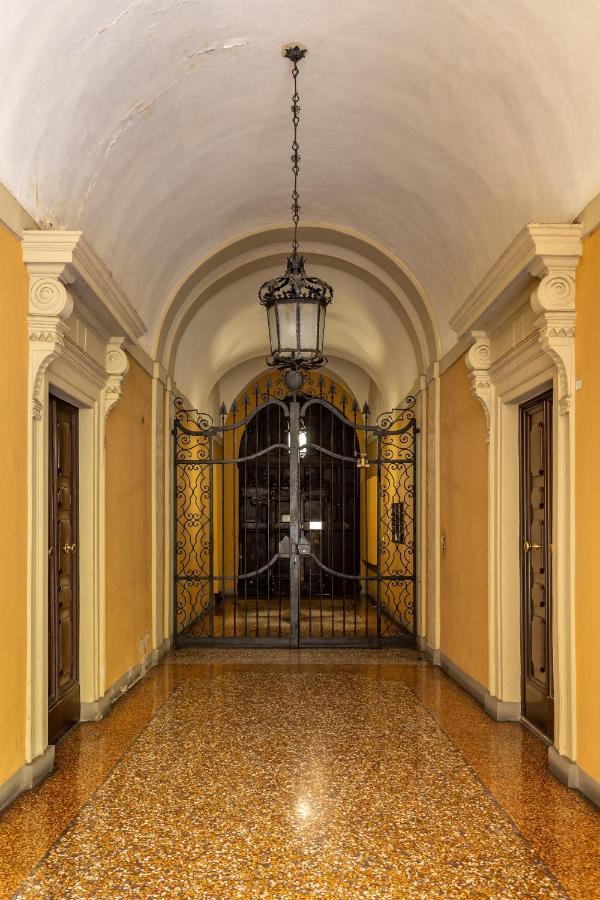 Casa Ambrosini Apartments By Wonderful Italy ボローニャ エクステリア 写真
