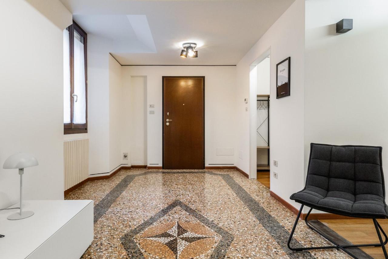 Casa Ambrosini Apartments By Wonderful Italy ボローニャ エクステリア 写真